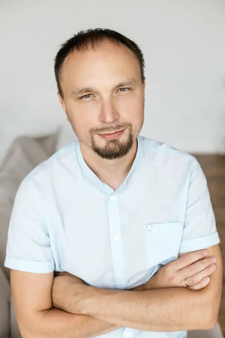 Андрей Новиков